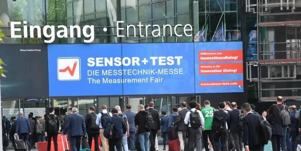 Um Optics brille à 2025 sensor test show en allemagne pour relier le monde entier avec des technologies innovantes